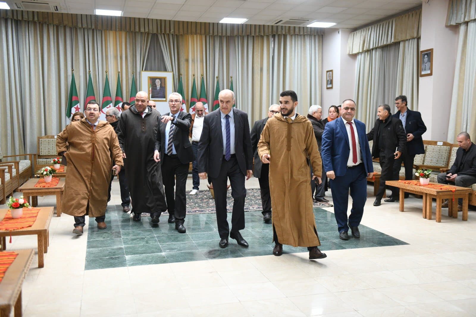 بعثة برلمانية تهتم بالأداء المدرسي بالولاية