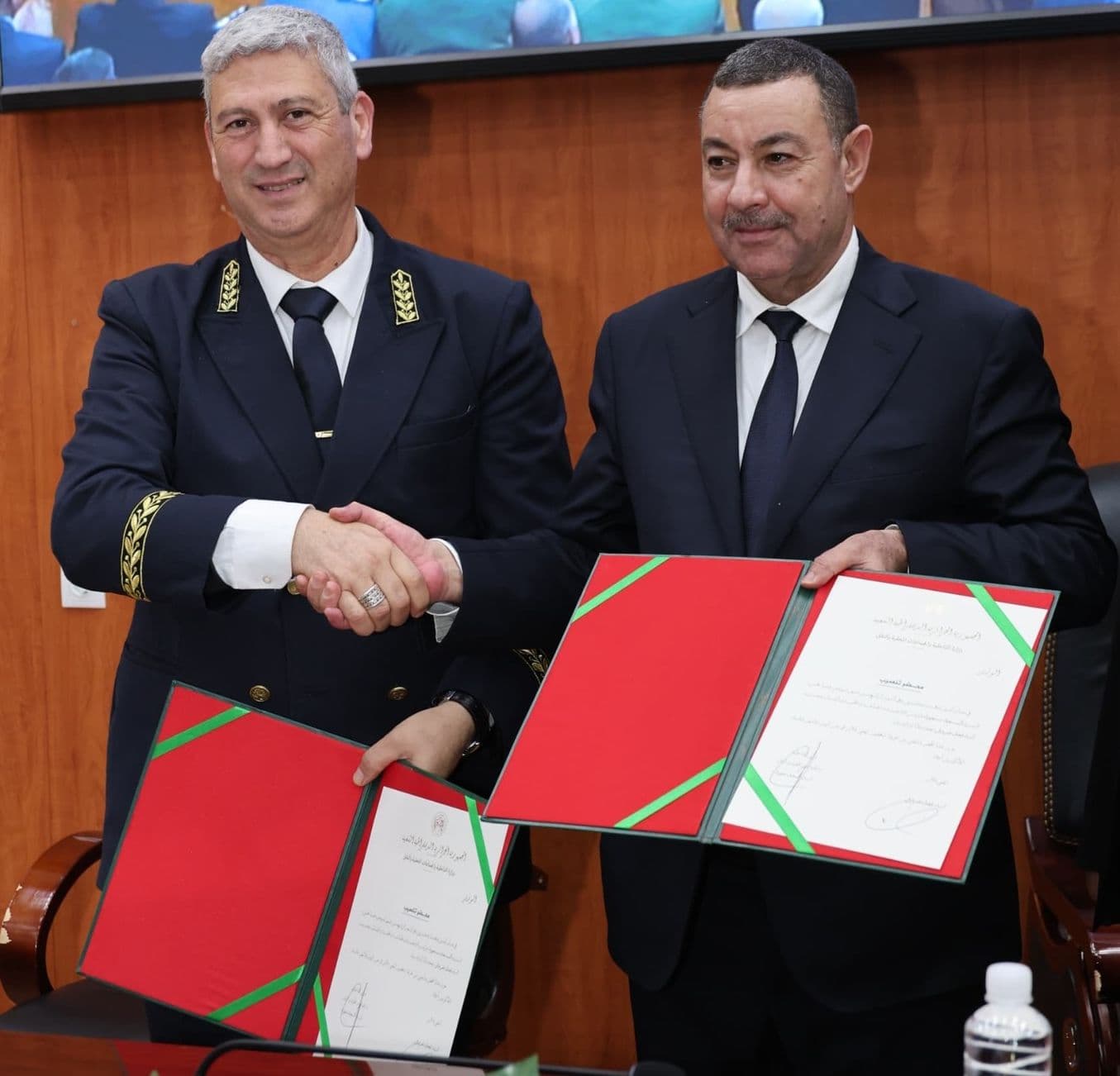 سعيود يشرف على تنصيب والي ميلة الجديد