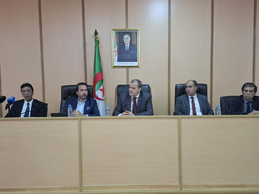      وزارة التجارة الخارجية تستحدث هيئة لمتابعة تنفيذ عقود التصدير المبرمة خلال المعرض الافريقي للتجارة البينية