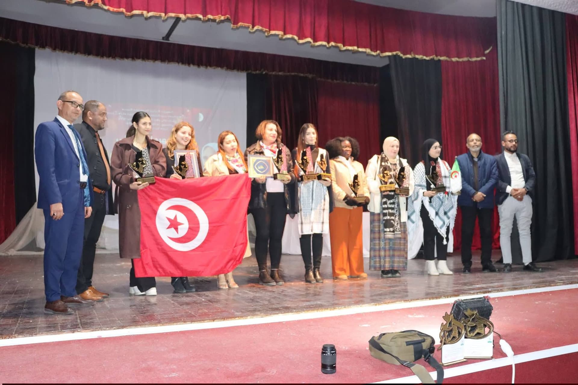 المهرجان الدولي للمونودراما النسائي بالوادي 