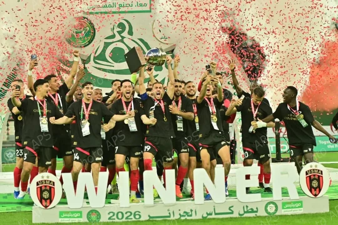 اتحاد الجزائر يفوز على شباب بلوزداد (2-1) ويتوج باللقب العاشر في تاريخه 