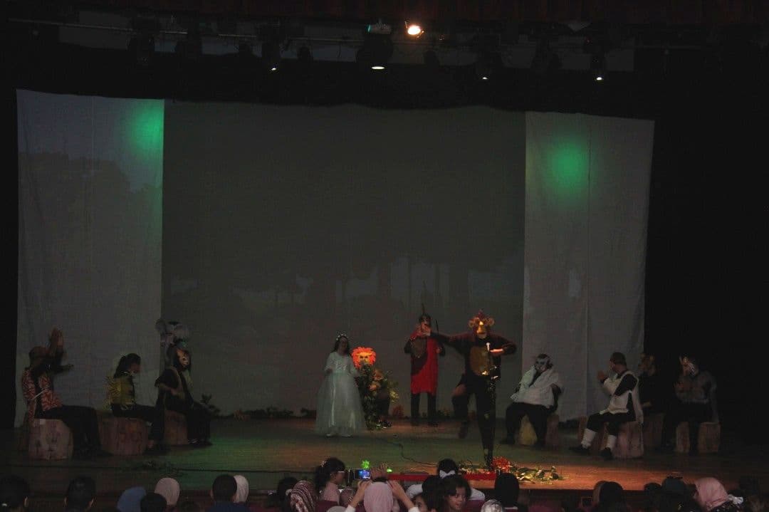 تلمسان: تفاعل كبير للأطفال مع العرض المسرحي "محكمة الغابة"