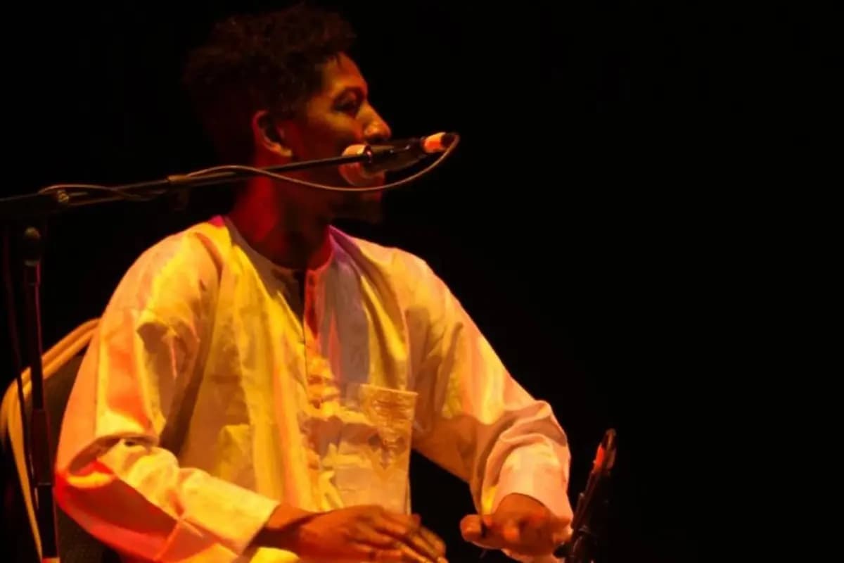 فرقة تيكوباوين