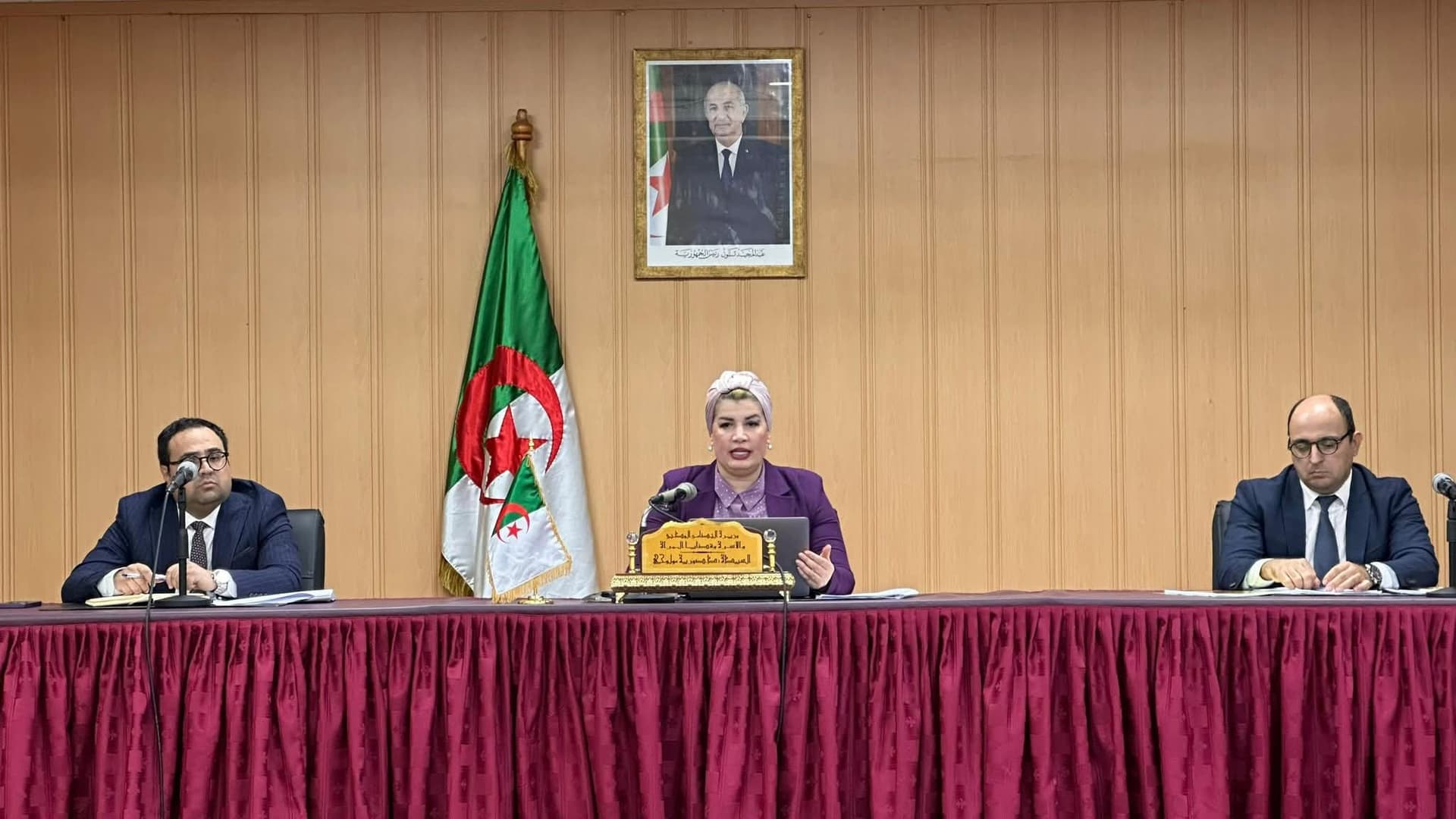 مولوجي تشرف على تنصيب فوج عمل متعدد القطاعات والتخصصات مكلف بإنجاز الخريطة الاجتماعية للجزائر