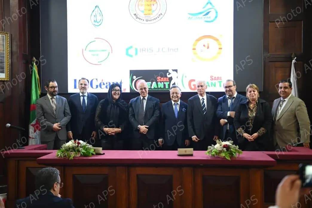 السيد بداري يشرف على تدشين حاضنة الأعمال ودار المقاولاتية لجامعة الجزائر1