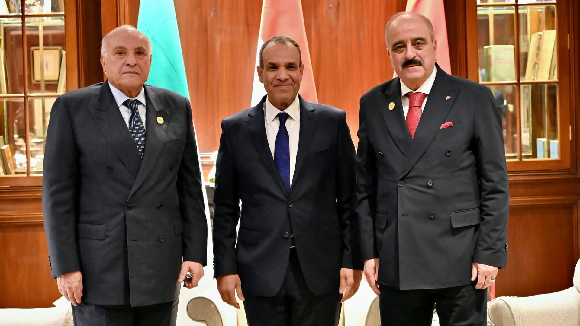 السيد عطاف يشارك بالقاهرة في اجتماع تنسيقي لوزراء خارجية الآلية الثلاثية لدول جوار ليبيا