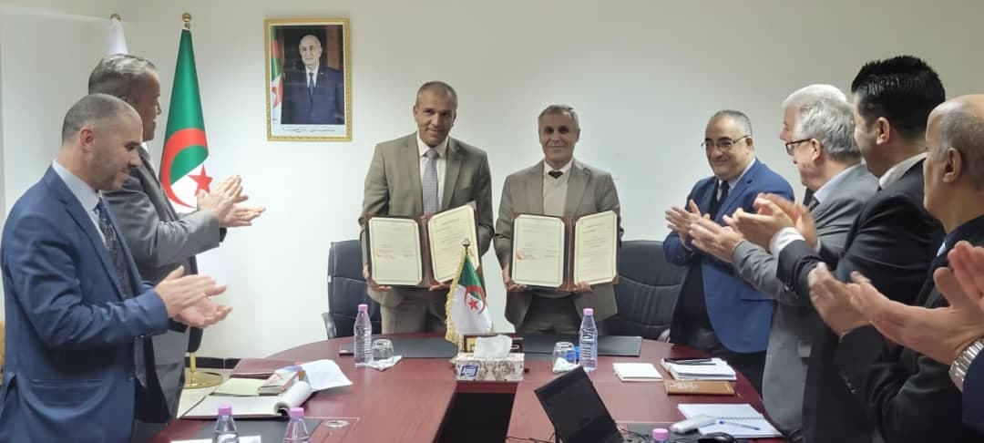 إطلاق خدمة دفع حقوق الطابع عبر البطاقة البنكية أو الذهبية