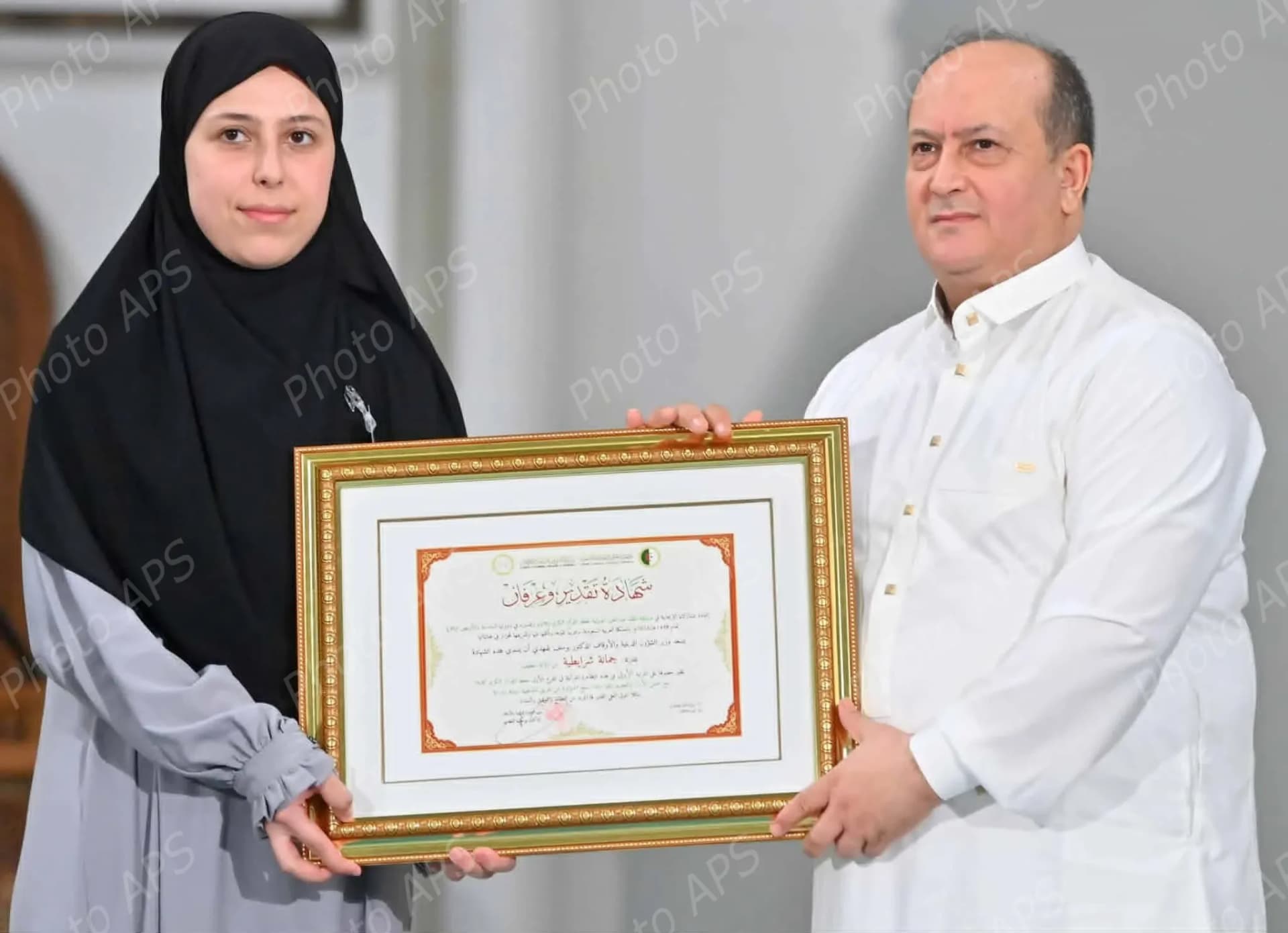 تكريمات حفظة القرآن من قبل الوزير الاول