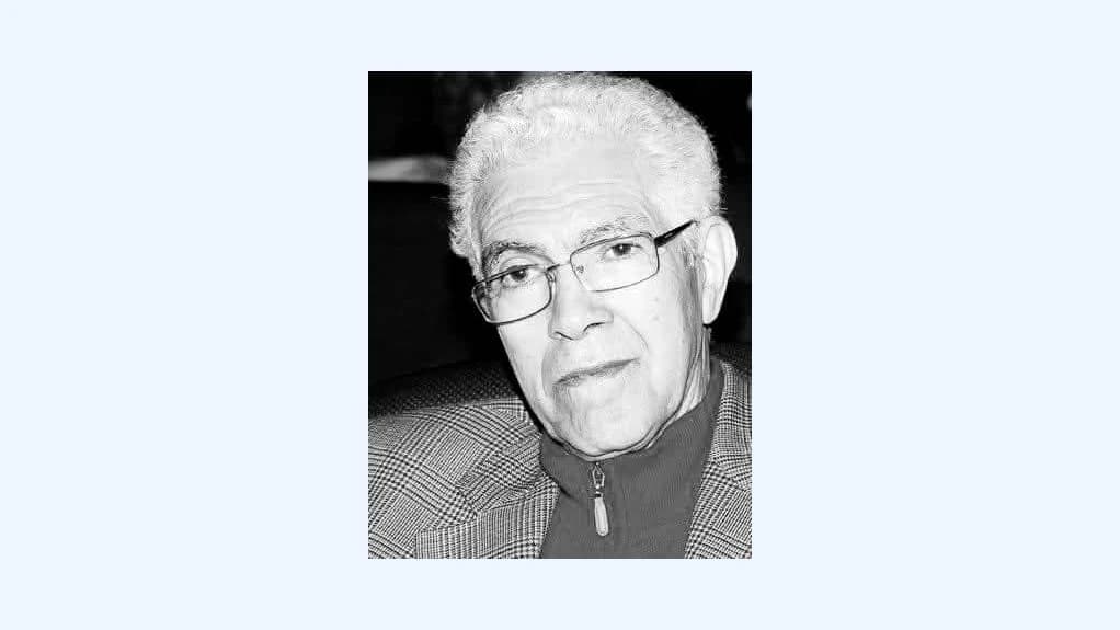 وفاة المجاهد والمؤرخ محمد حربي