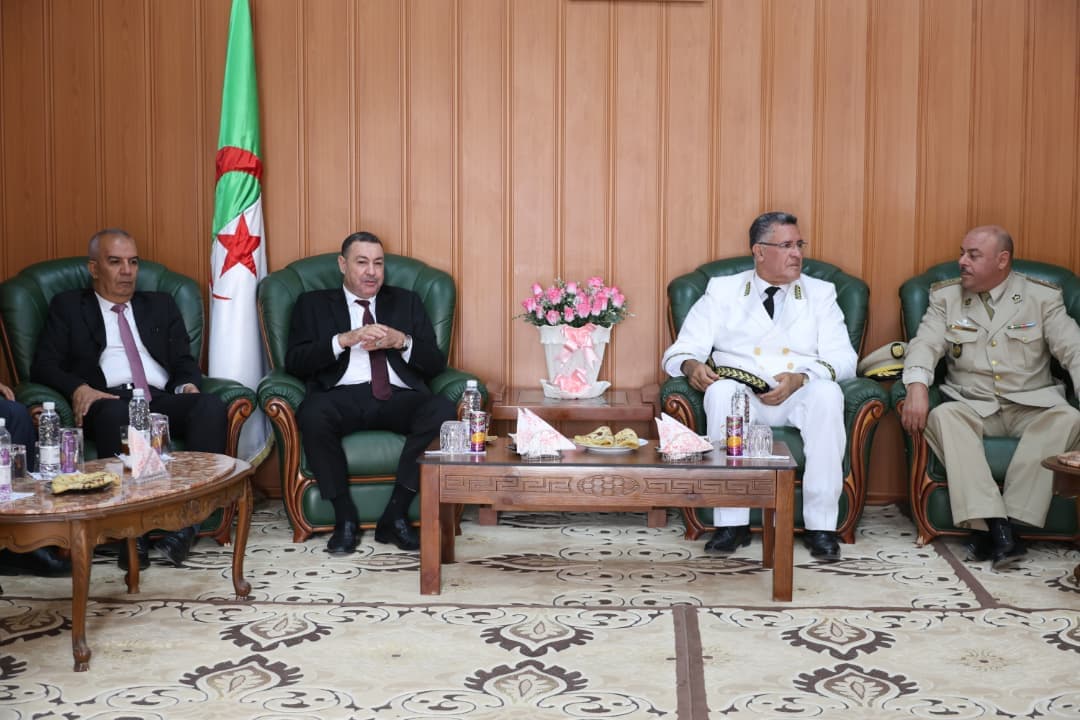 سعيود يشرع في زيارة عمل وتفقد إلى ولاية النعامة