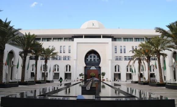 الموافقة على تعيين سفير الجزائر الجديد لدى مملكة اسواتيني