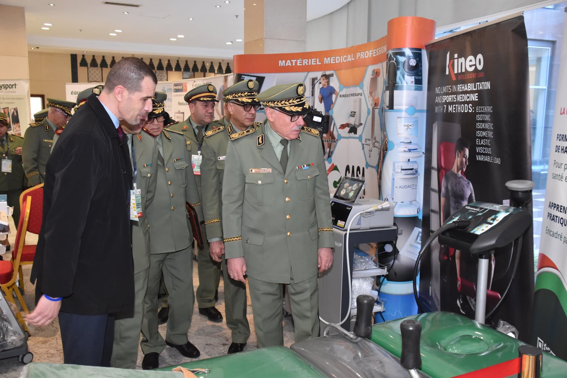 صحة عسكرية: افتتاح الأيام الطبية الجراحية ال9 لأمراض الركبة واليوم شبه الطبي الأول