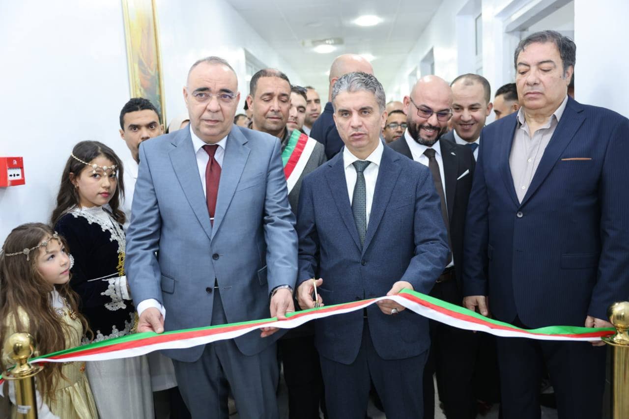 وضع حيز الخدمة للعديد من المشاريع التنموية بالغرب والجنوب الغربي للوطن