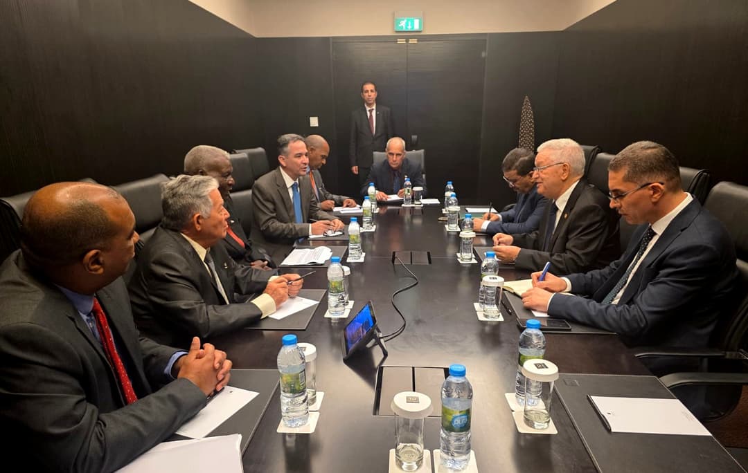 ناصري يلتقي بأنغولا مع رئيس الجمعية الوطنية للسلطة الشعبية لجمهورية كوبا