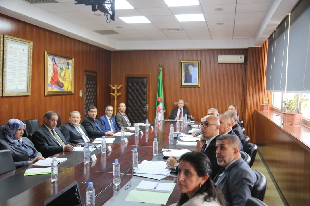 السيد سايحي يشدد على عصرنة الخدمة العمومية و وضع المواطن في صلب الاهتمام