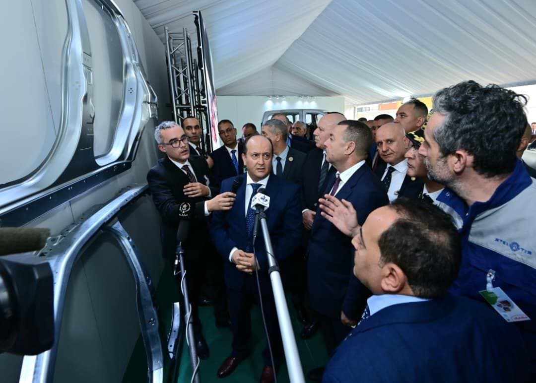الوزير الأول يشرف بباتنة على تدشين وإطلاق عدد من المشاريع الصناعية