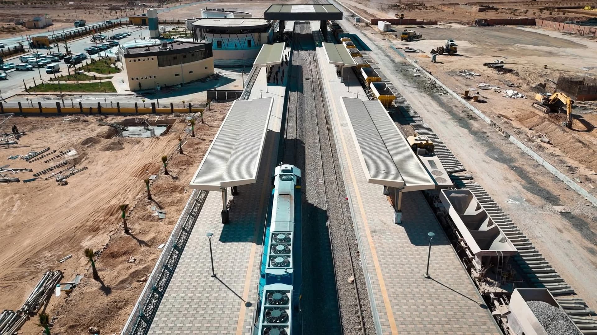 وصول القطار التجريبي إلى محطة المسافرين بتندوف