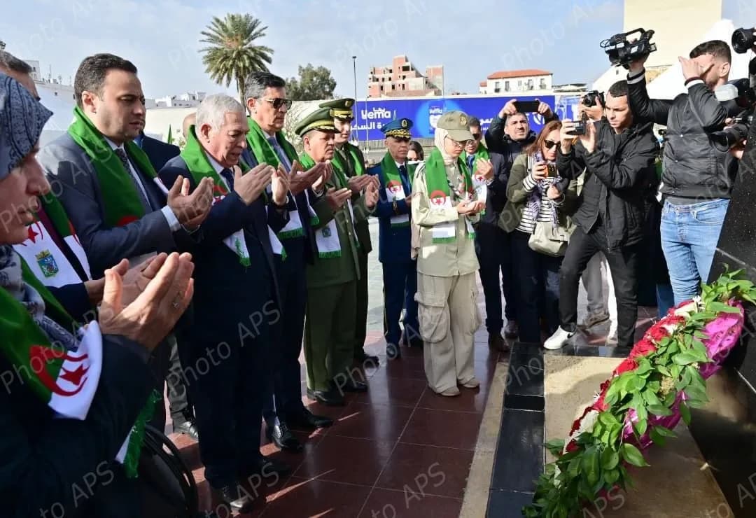 وزير المجاهدين يشرف على مراسم إحياء الذكرى ال64 لعيد النصر بساحة المقاومة بالعاصمة