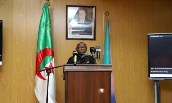 ‏ وزير العلوم والتكنولوجيا والابتكار لجنوب إفريقيا