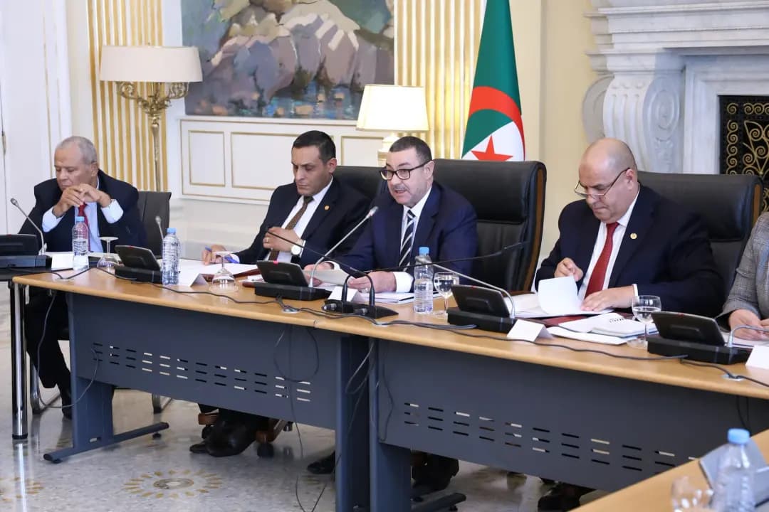 سعيود يعرض مشروع القانون المتعلق بالتنظيم الإقليمي للبلاد أمام اللجنة المختصة