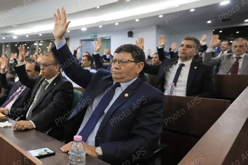  المصادقة على قانون القضاء العسكري 