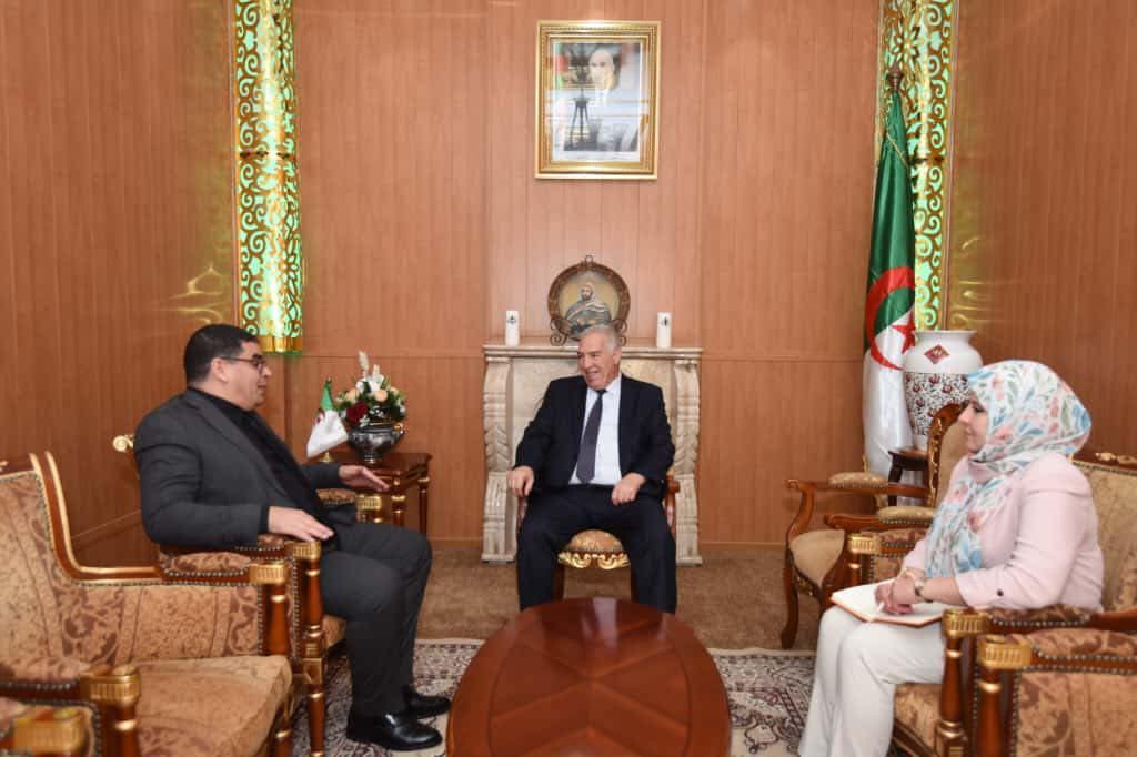 
وزير المجاهدين يستقبل عددا من نواب البرلمان
