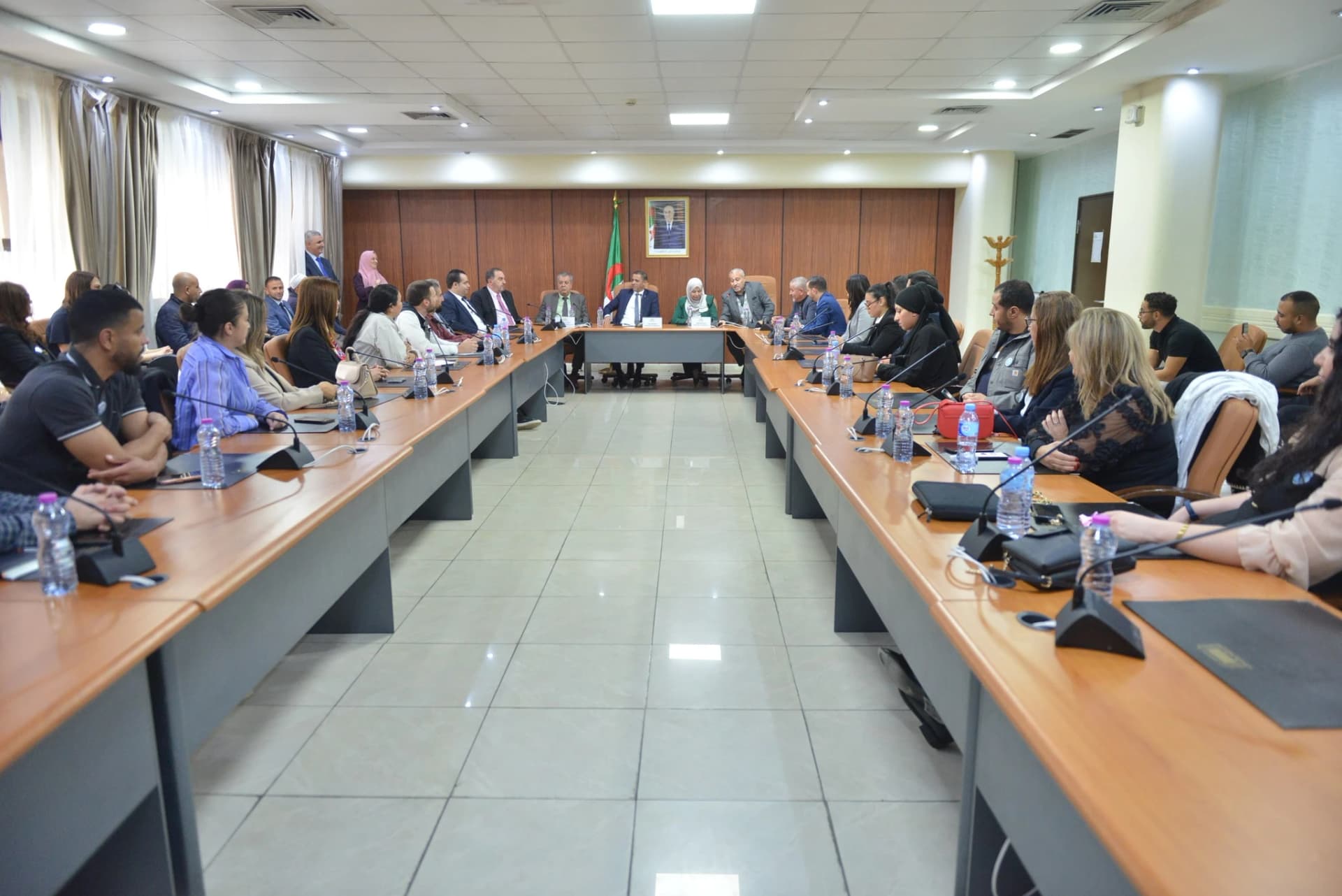 المجلس الشعبي الوطني: لجنة الشؤون الخارجية تستقبل وفدا يضم مستثمرين من شباب الجالية الوطنية بالخارج 