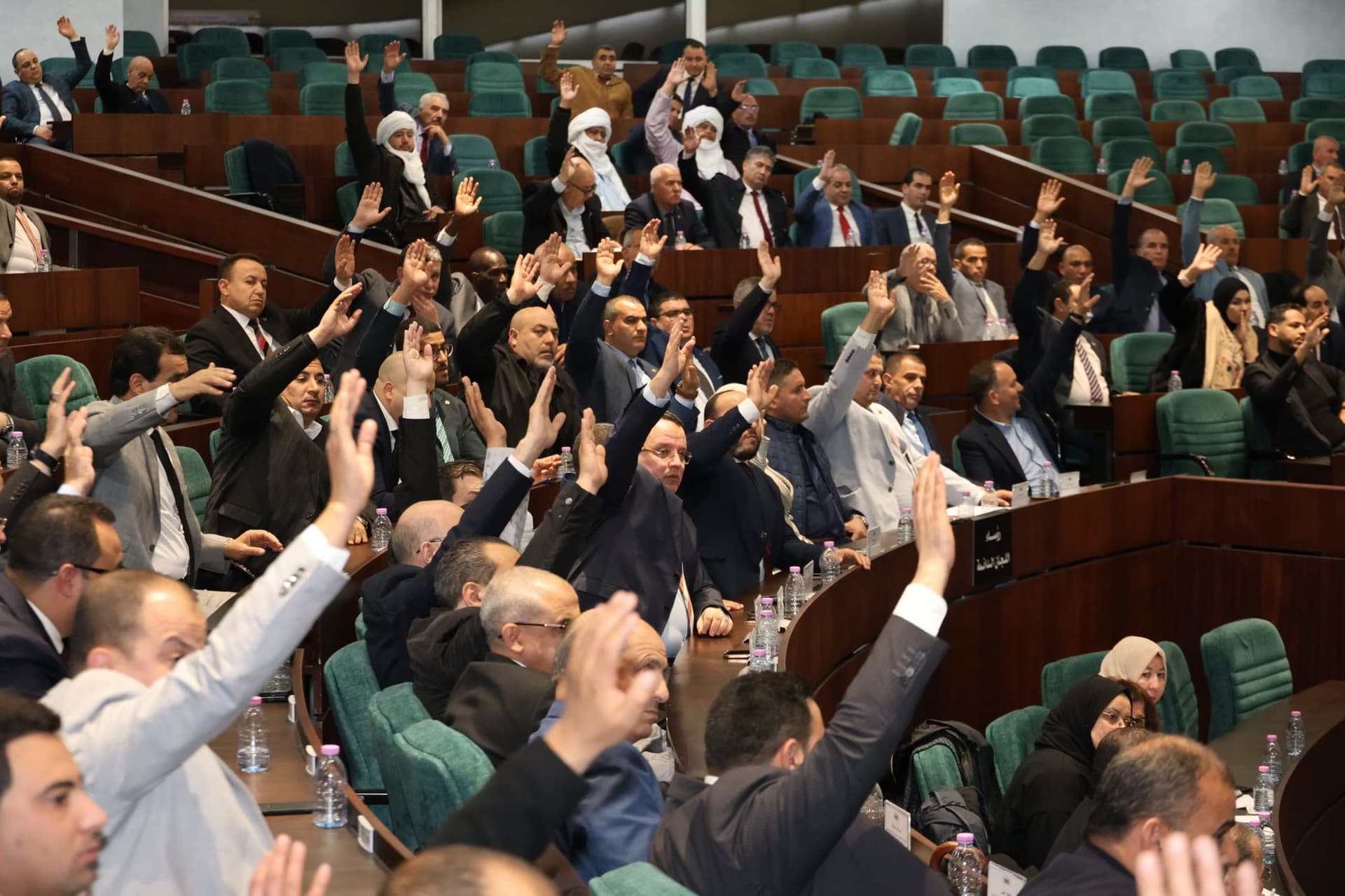 المصادقة على مشروع القانون العضوي المتعلق بنظام الانتخابات