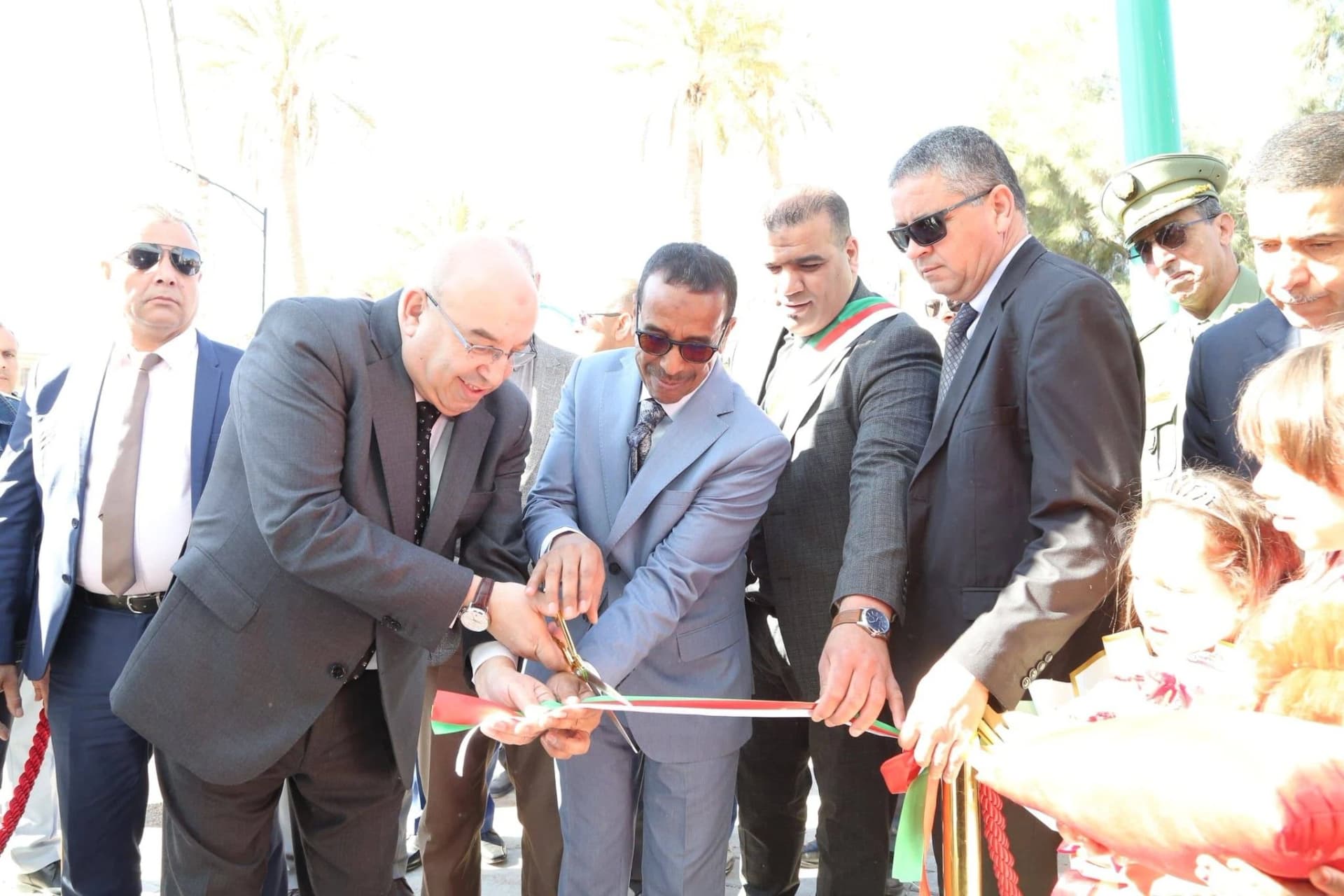 السيد قويدري يعلن عن مشروع لإنجاز مصنع للأدوية بأولاد جلال