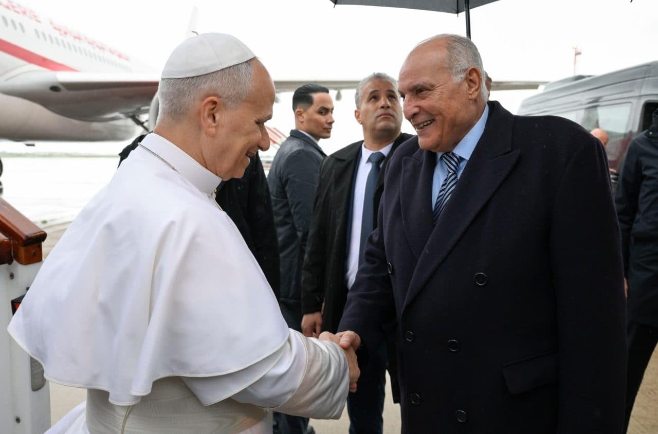 البابا ليون الرابع عشر يصل إلى عنابة