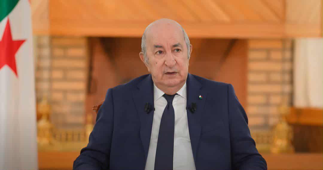 رئيس الجمهورية يشيد بأداء الدبلوماسية الجزائرية ويعلن عن منح وسام الاستحقاق الوطني للسفير عمار بن جامع