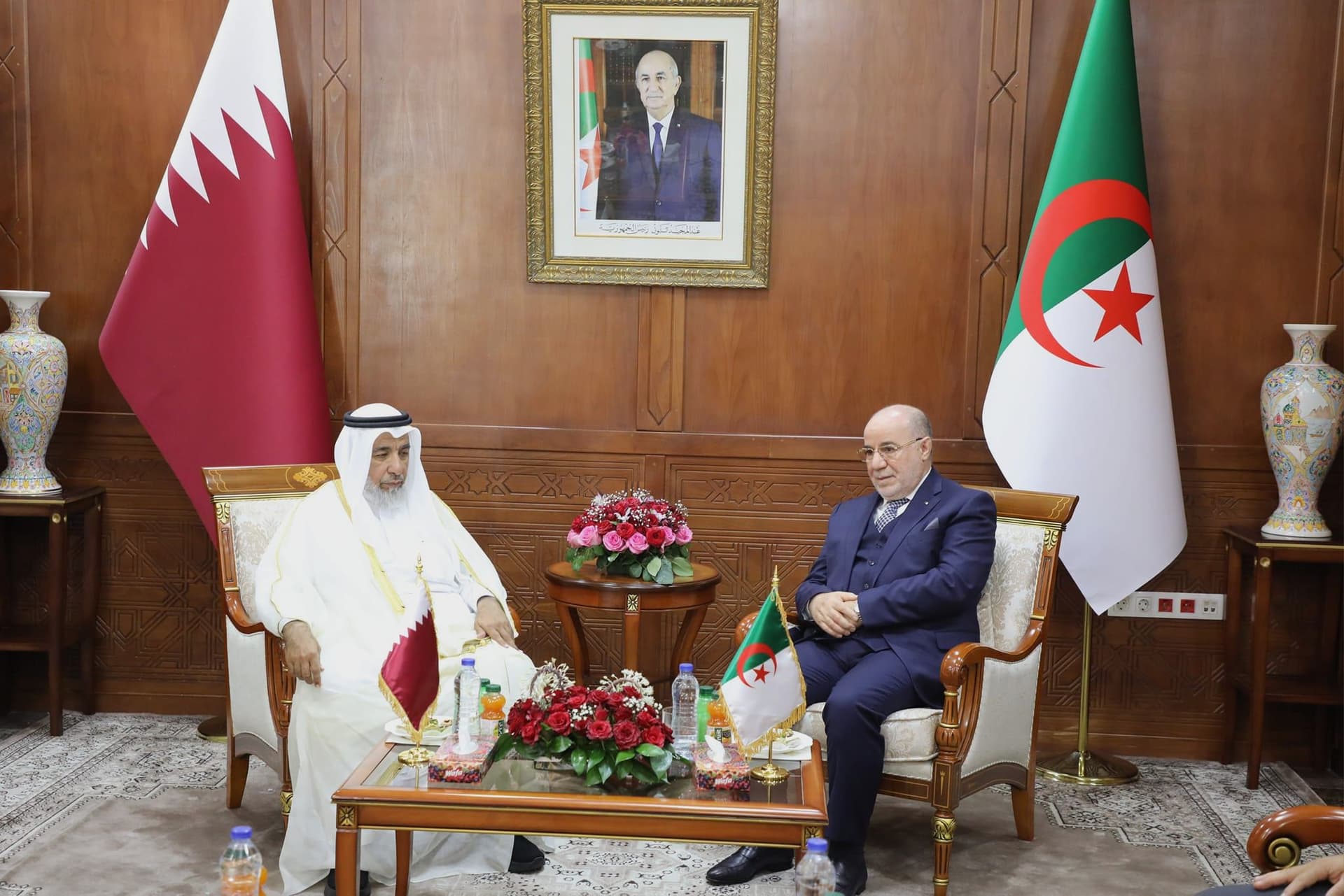 وزير الشؤون الدينية يستقبل نظيره القطري