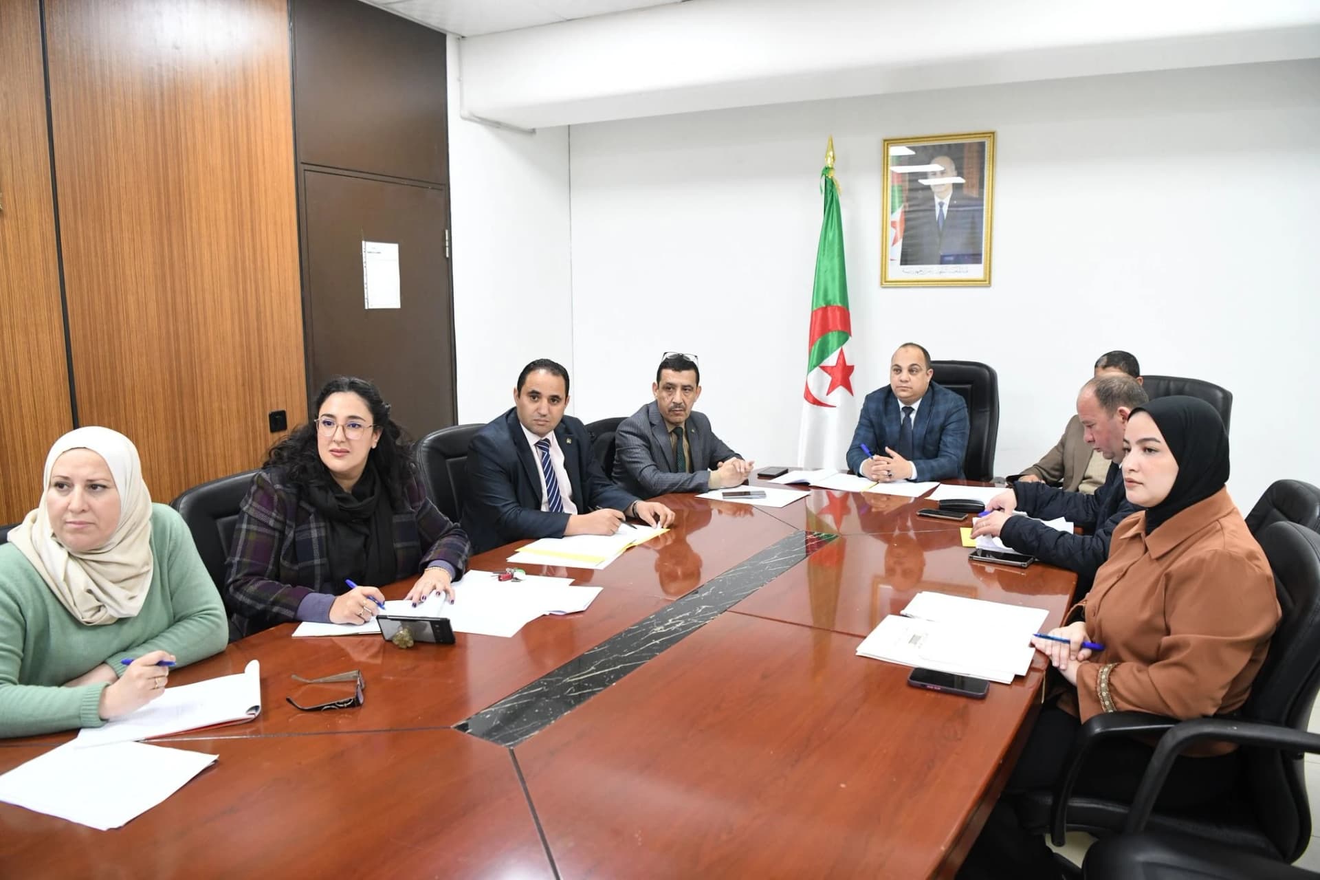 اجتماع مجموعة الصداقة "الجزائر-الكاميرون" مع نظيرتها بالجمعية الوطنية الكاميرونية