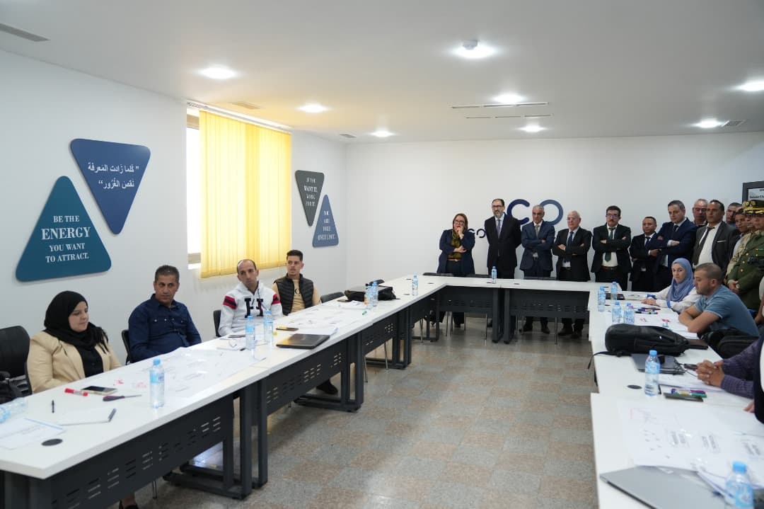 أشرفت وزيرة التكوين و التعليم المهنيين, نسيمة أرحاب, اليوم الثلاثاء, ببلدية رأس الوادي (شرق برج بوعريريج), على تدشين مركز امتياز في الالكترونيك والأجهزة الكهرومنزلية