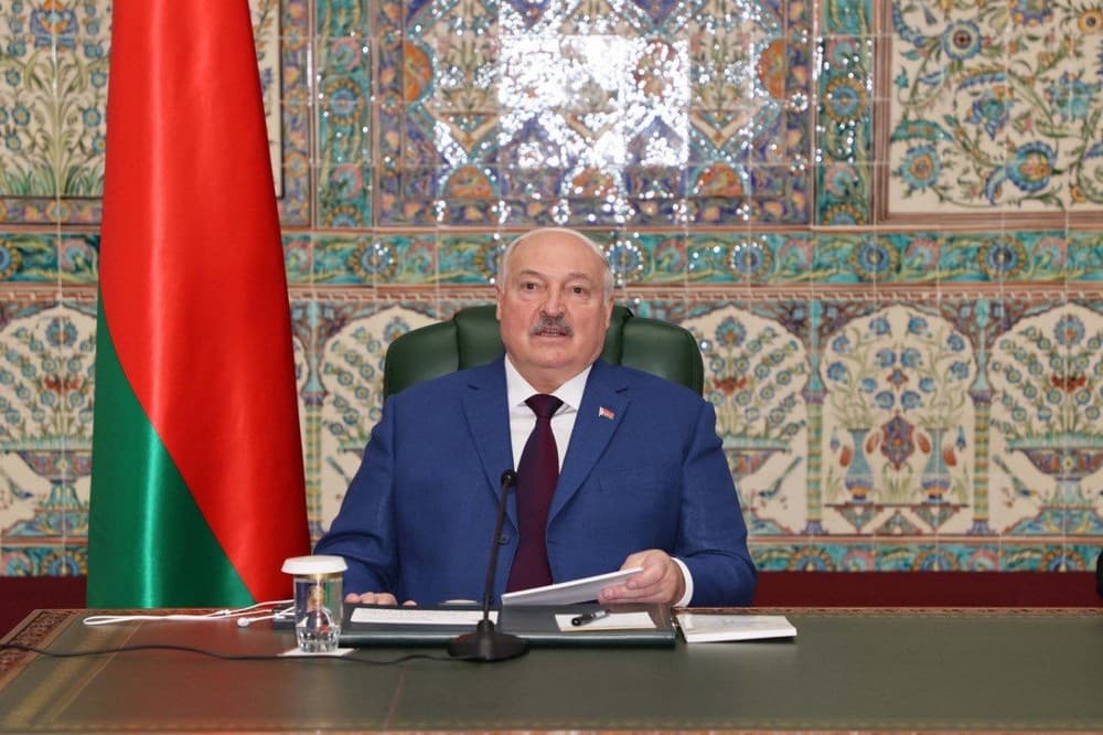 الرئيس البيلاروسي يعرب عن رغبة بلاده في الارتقاء بعلاقاتها مع الجزائر إلى "أعلى مستوى ممكن"