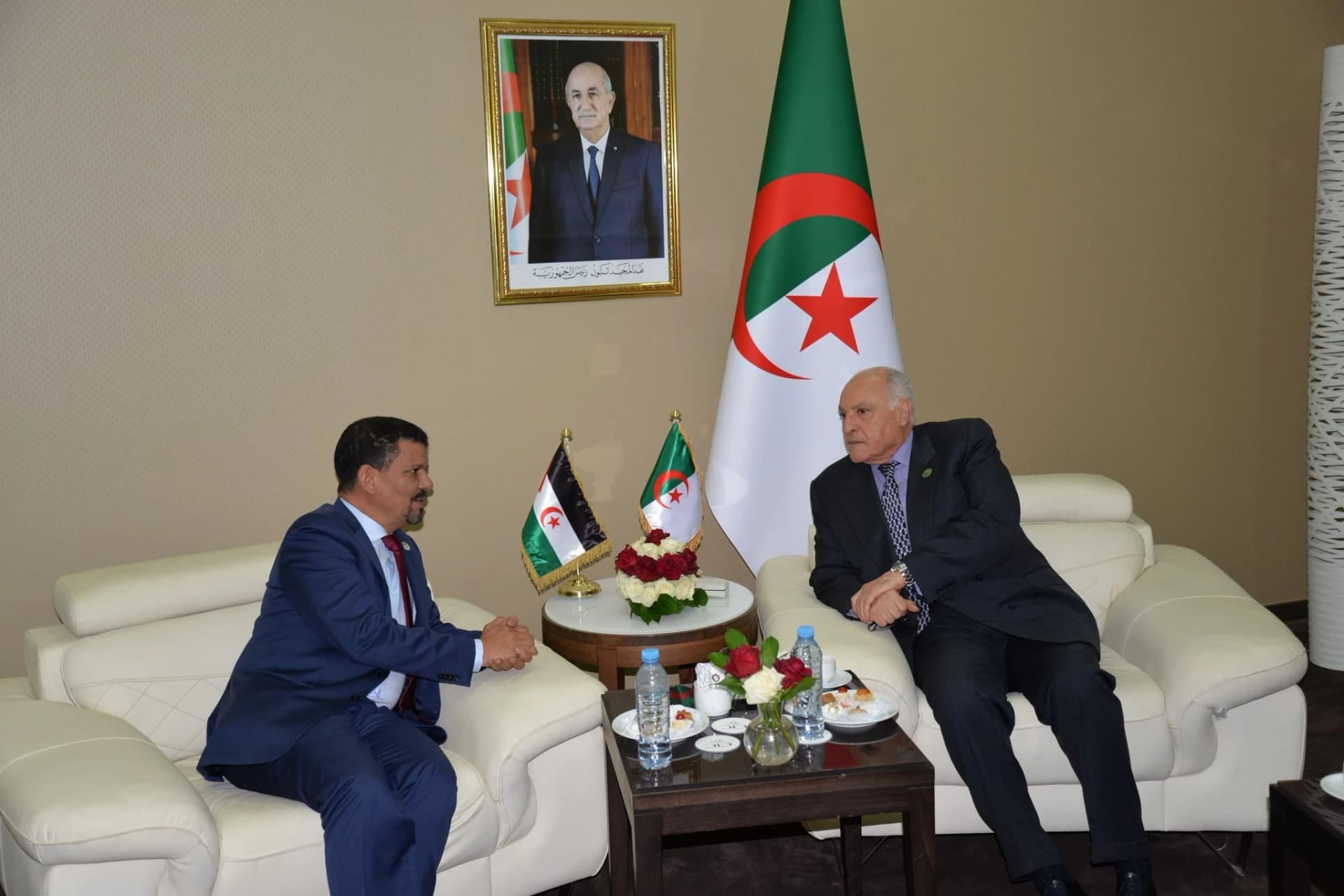 عطاف يستقبل نظيره الصحراوي