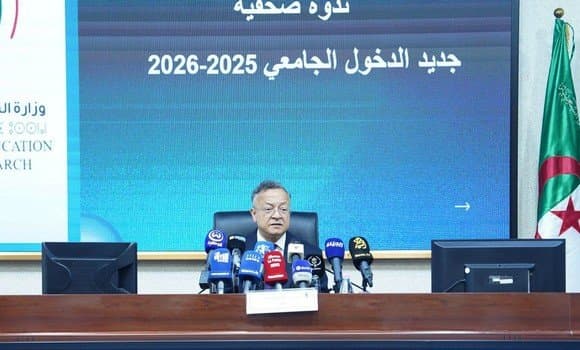 وزير التعليم العالي والبحث العلمي, السيد كمال بداري