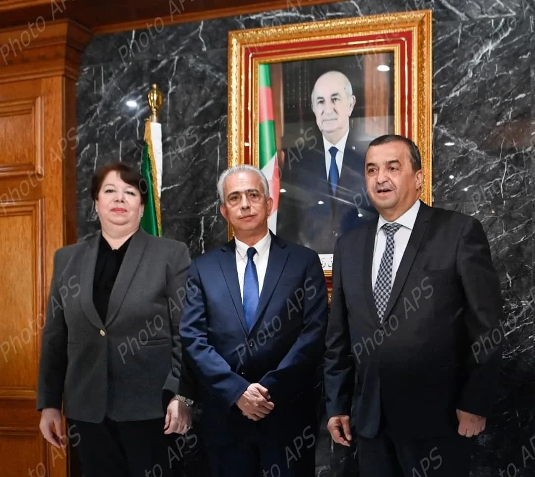 مراد حنيفي يستلم مهامه وزيرا للمناجم والصناعات المنجمية