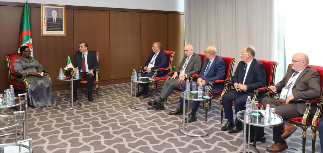عرقاب يستقبل المستشارة الخاصة لرئيسة جمهورية ناميبيا لشؤون النفط والغاز