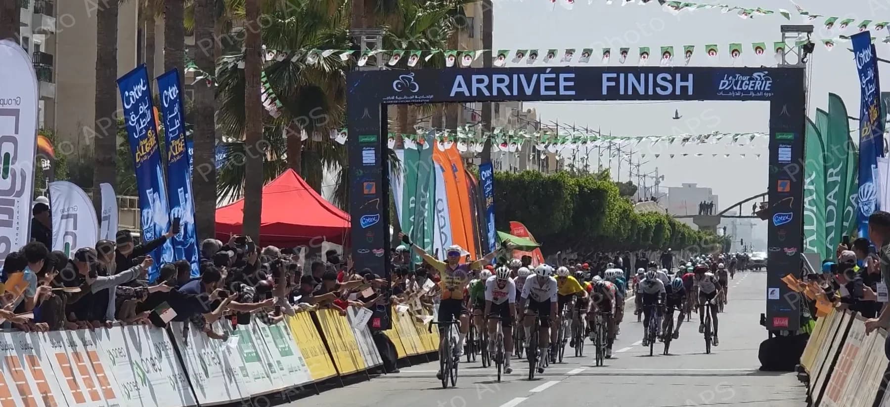 الدراج البلجيكي "سانتي باتريك" يتوج بالمرحلة 
