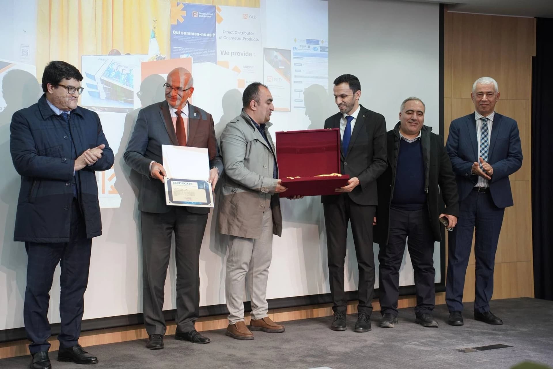 مؤسسات ناشئة: تسليم الجوائز لأفضل خمس حاضنات على المستوى الوطني 