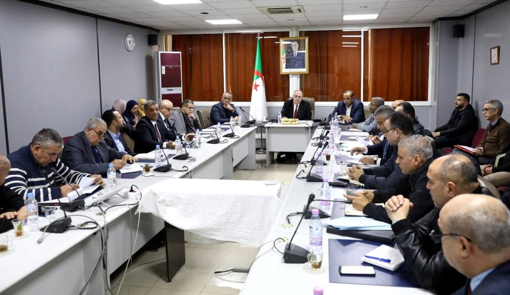 وزارة الداخلية والجماعات المحلية والنقل