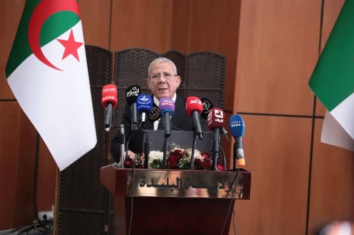 يوم دراسي حول الأمن القانوني وأثره على التنمية الاقتصادية