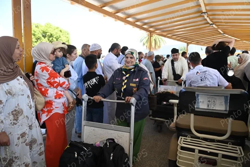وصول أول وفد من الحجاج الجزائريين لأرض الوطن 