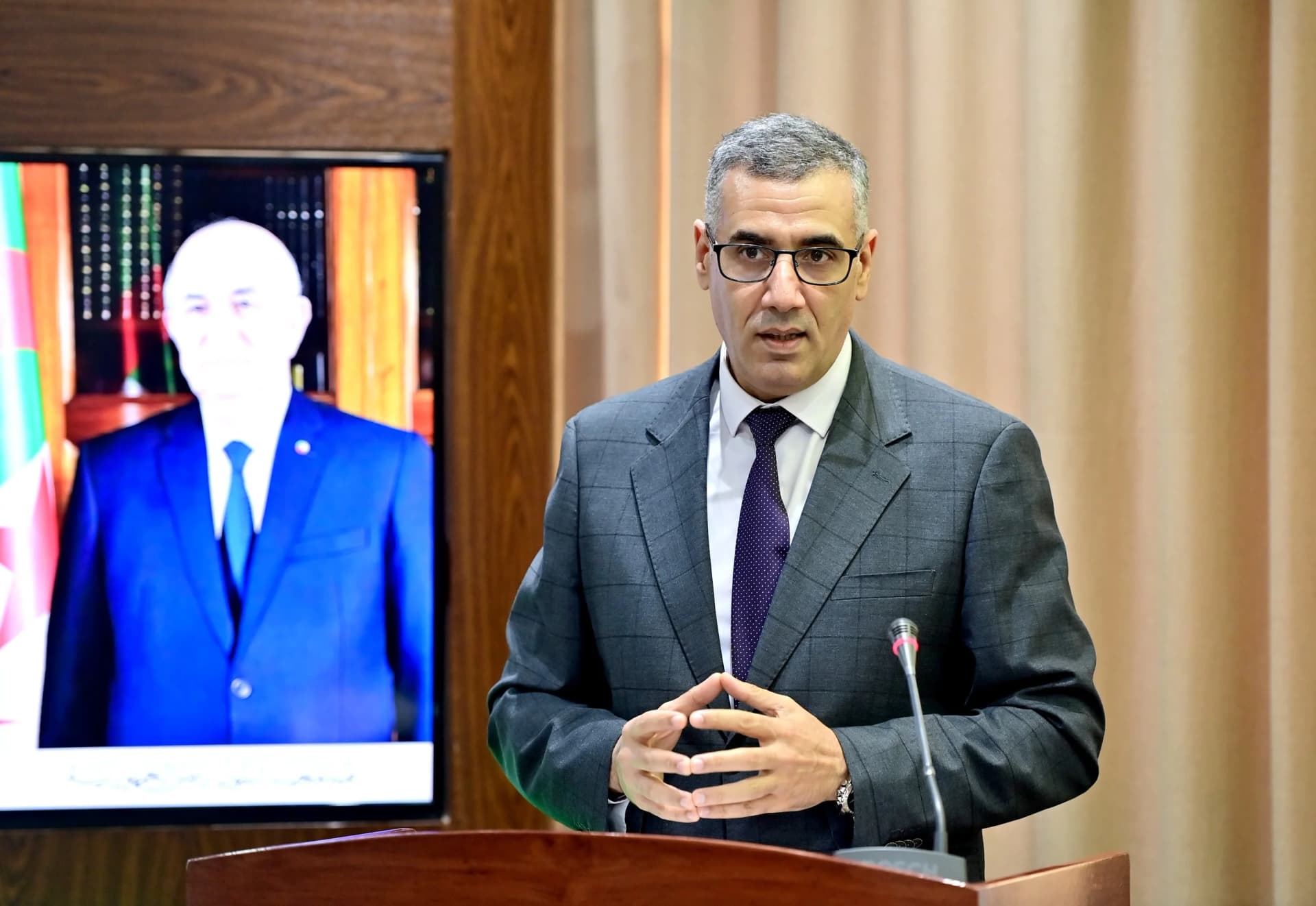 منتدى الذاكرة لوكالة  الأنباء الجزائرية, تحت عنوان "دور الإعلام والأرشيف في خدمة وتعزيز  الذاكرة الوطنية"