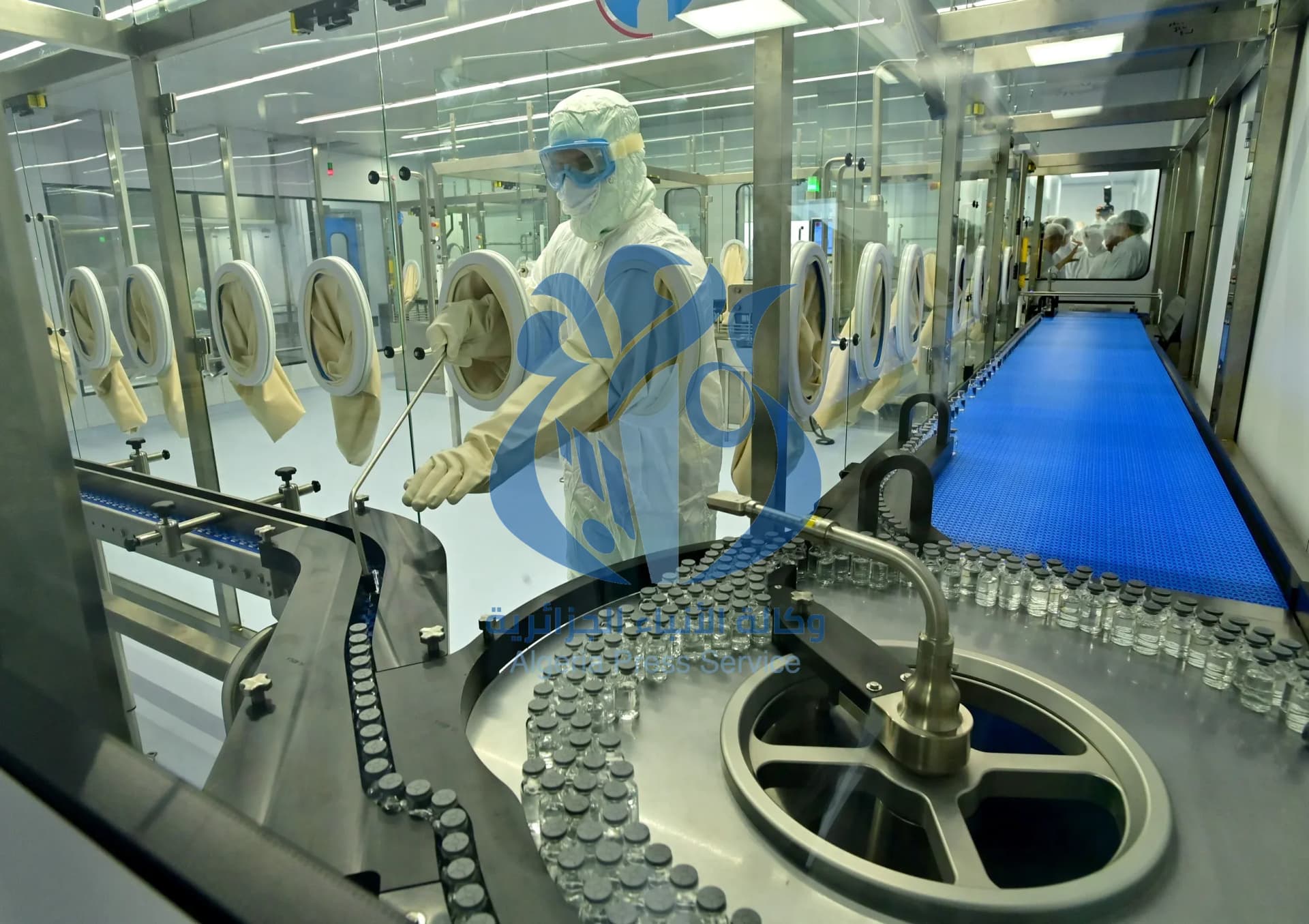 تدشين مصنع جديد لإنتاج الأدوية القابلة للحقن تابع لشركة  "حكمة فارما الجزائر" 