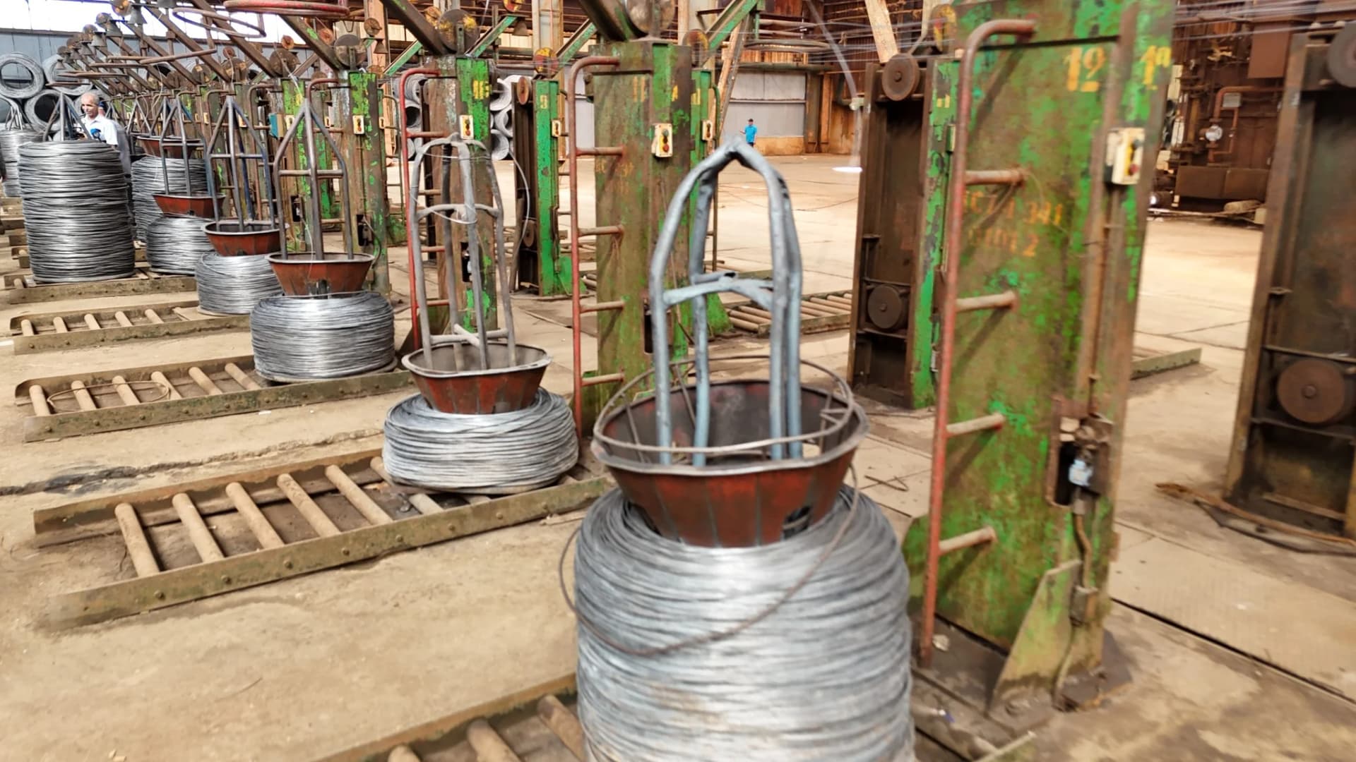 زيارة مشروع مصنع الإسمنت ببلدية القلعة ولاية غليزان