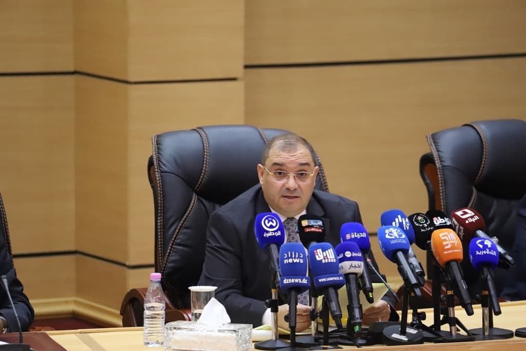 وزير العدل يبرز ضرورة مضاعفة الجهود لمكافحة كافة أشكال الإجرام الخطير