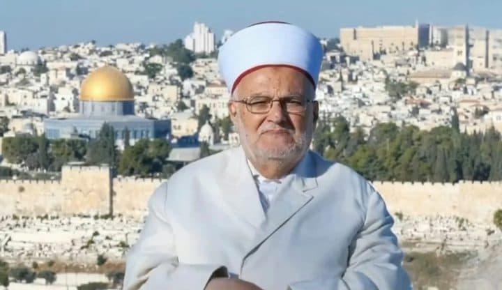 خطيب المسجد الاقصى : الشعب الفلسطيني لن يسمح بنجاح أي مخططات تستهدف وجوده أو مقدساته