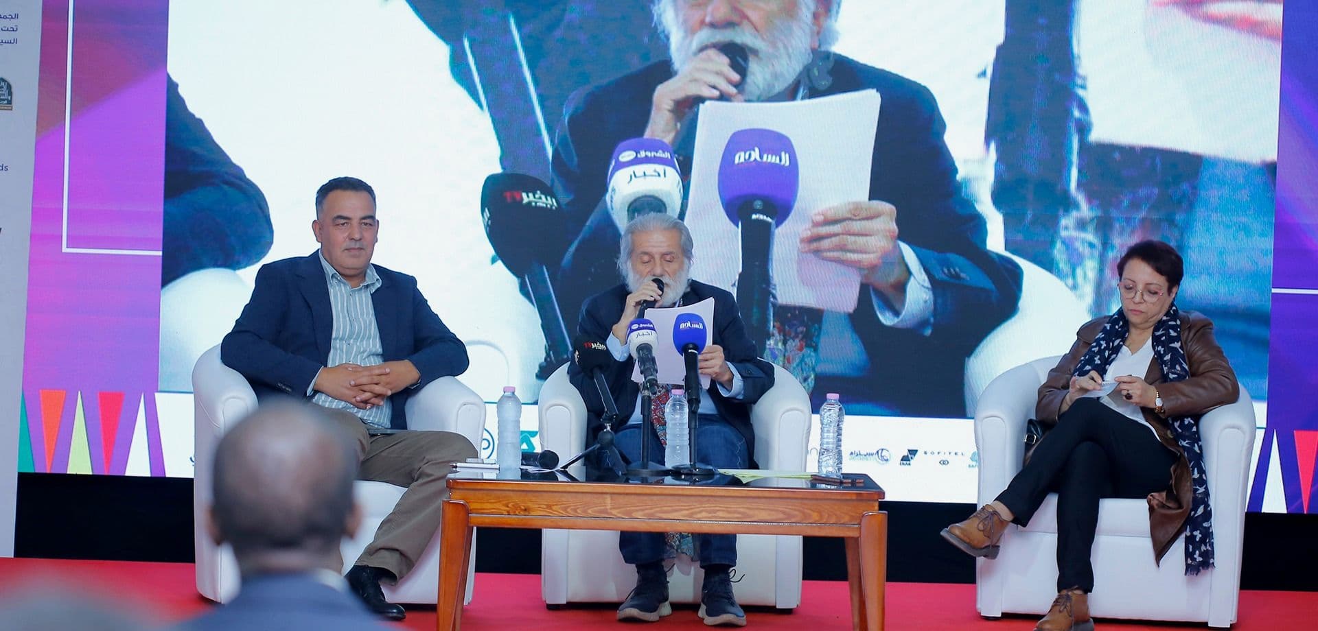 المطرب والعازف اللبناني مارسيل خليفة يستعيد تجربته الفنية والنضالية في ندوة بالجزائر العاصمة